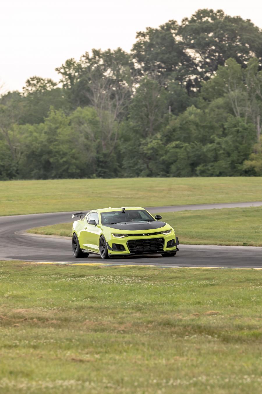  Chevrolet Camaro ZL1 1LE 2017 года  (фото 28 из 40)